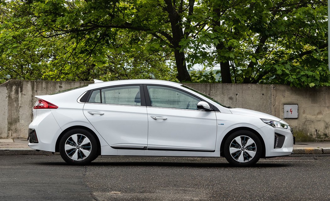 Hyundai Ioniq PHEV