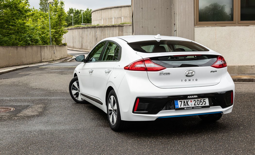 Hyundai Ioniq PHEV