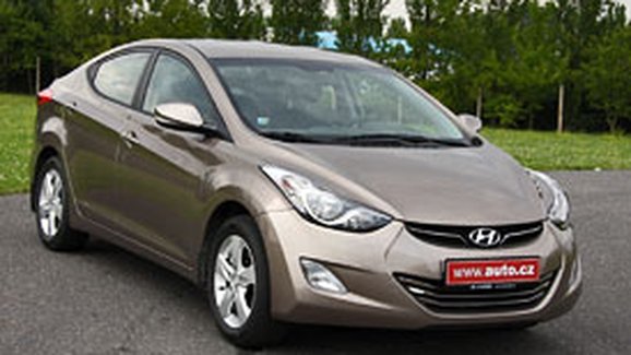 TEST Hyundai Elantra: První jízdní dojmy