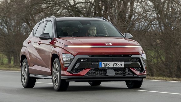 TEST Hyundai Kona 1.6 T-GDI 4x4 – Alternativa se sportovním šmrncem