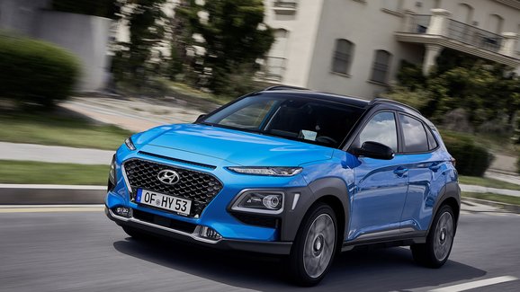 Hyundai Kona nabídne hybrid se spotřebou 3.9 l/100 km, v nabídce bude od srpna