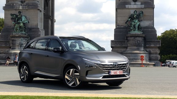 Přivážíme do Prahy první vodíkové Hyundai Nexo, buďte u toho s námi!