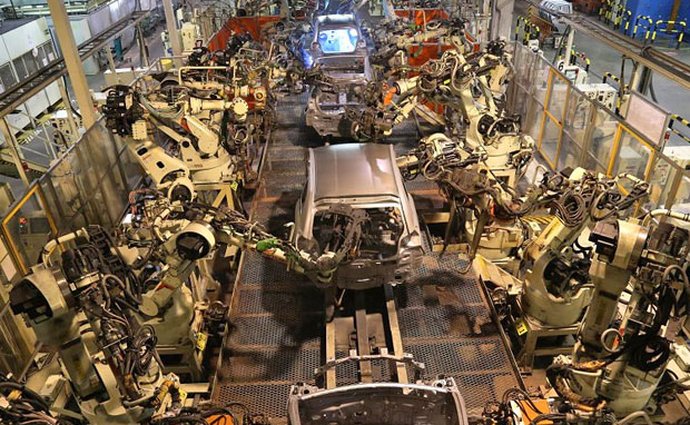 Česká výroba aut stoupla o čtyři procenta na rekord 1,298 milionu