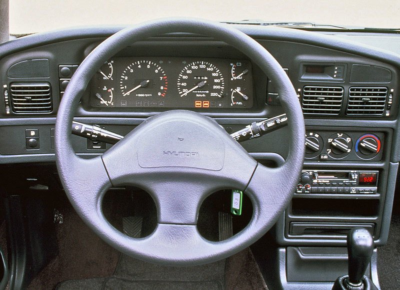 Hyundai Sonata (1988)