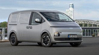Elektrický Hyundai Staria Cargo má české ceny. Uveze tři palety na vzdálenost 450 km Elektrický Hyundai Staria Cargo má české ceny. Uveze tři palety na vzdálenost 450 km