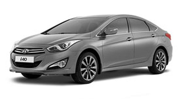 Hyundai i40: Nový sedan v Passat-klasse