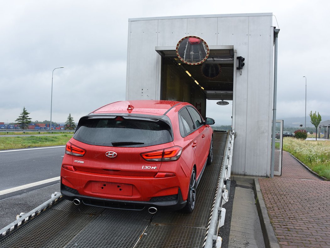 Testovali jsme nově vyrobené auto: Zátěžová zkouška