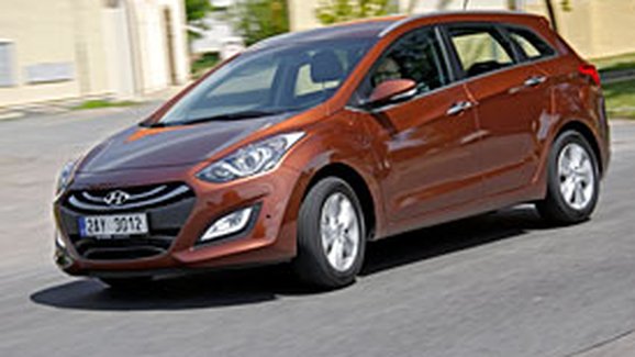 TEST Hyundai i30 kombi 1,6 GDI – Óda na kufr