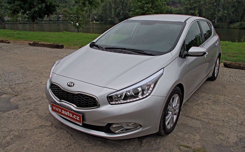 Kia Ceed (2012)