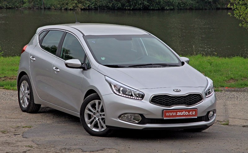 Kia Ceed (2012)