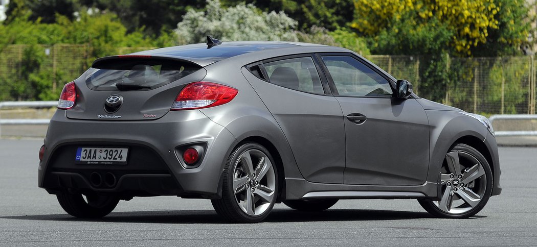 Hyundai Veloster