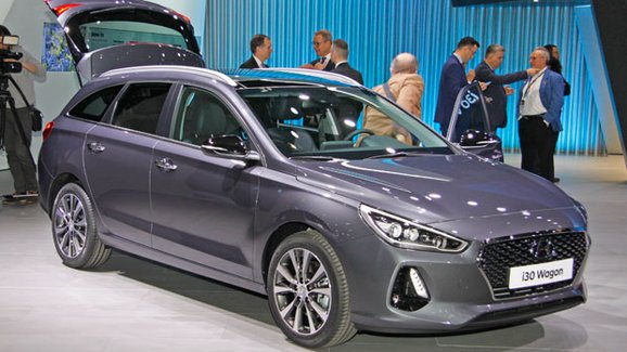 Hyundai i30 kombi a jeho kufr: Kolik měří? A může mít vliv na prostor pro posádku?