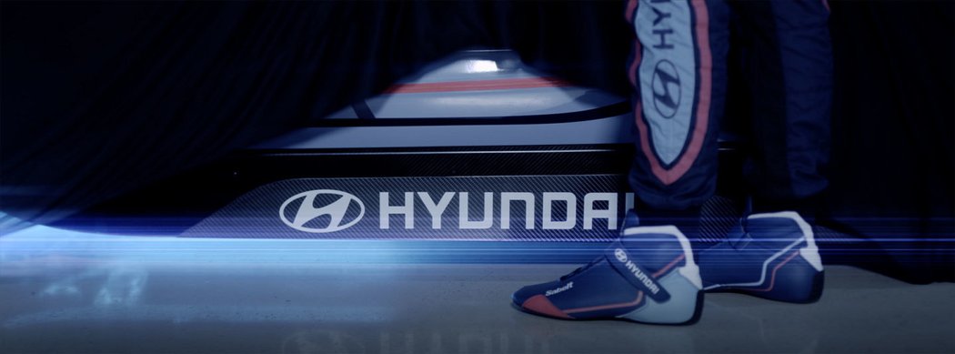 Hyundai poodhaluje svůj elektrický závoďák