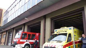 V pražských Strašnicích začala od září fungovat nová výjezdová základna pražských záchranářů. Sdílet ji budou s hasiči.