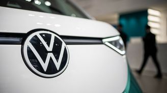 Volkswagen v příštích letech investuje biliony. Škoda Auto hlásí enormní propad provozního zisku