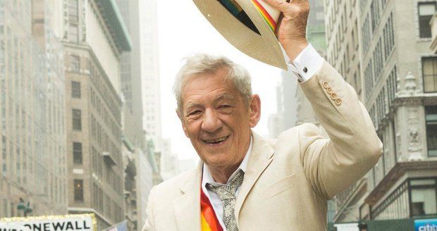 Ian McKellen na Gay Pride Parade v New Yorku