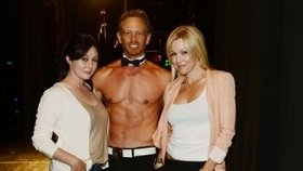 Ian Ziering pozval své kolegyně z Beverly Hills 90210 na svůj striptýz