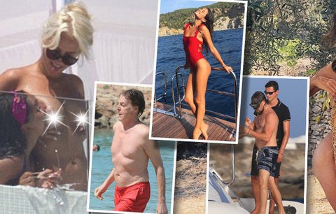 Hříšná Ibiza a slavní se rvou z řetězu: Královská rodina na jachtě, Kate Moss na plech, krásky nahoře bez