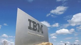 Firma IBM dokázala uložit informaci do jediného atomu