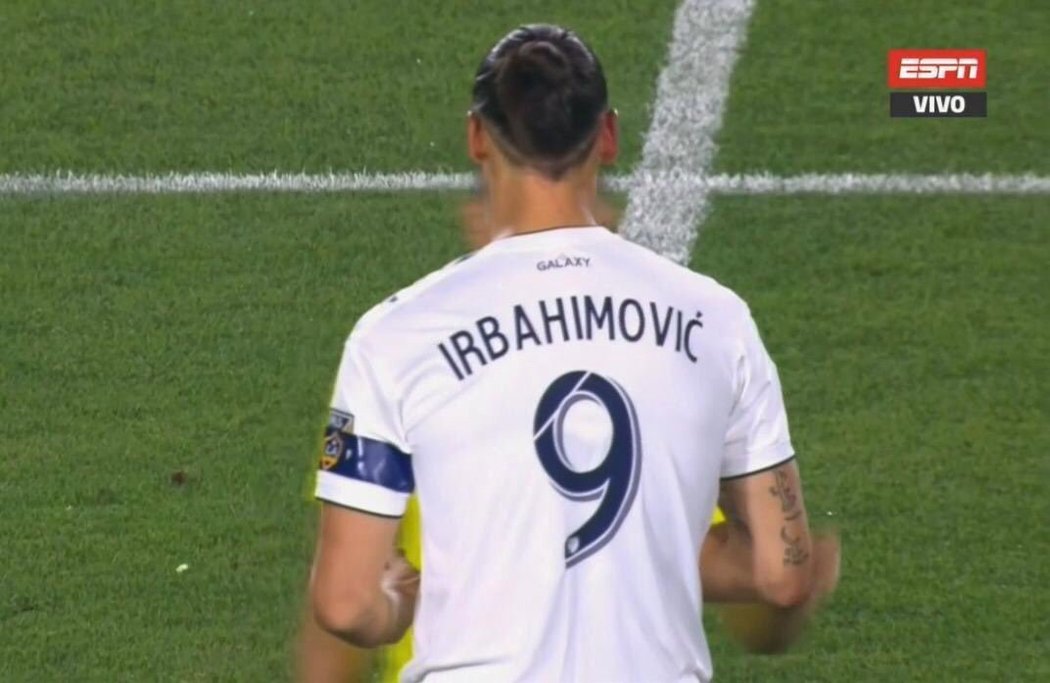 Zlatan Ibrahimovič pálil ostrými i se zkomoleným jménem