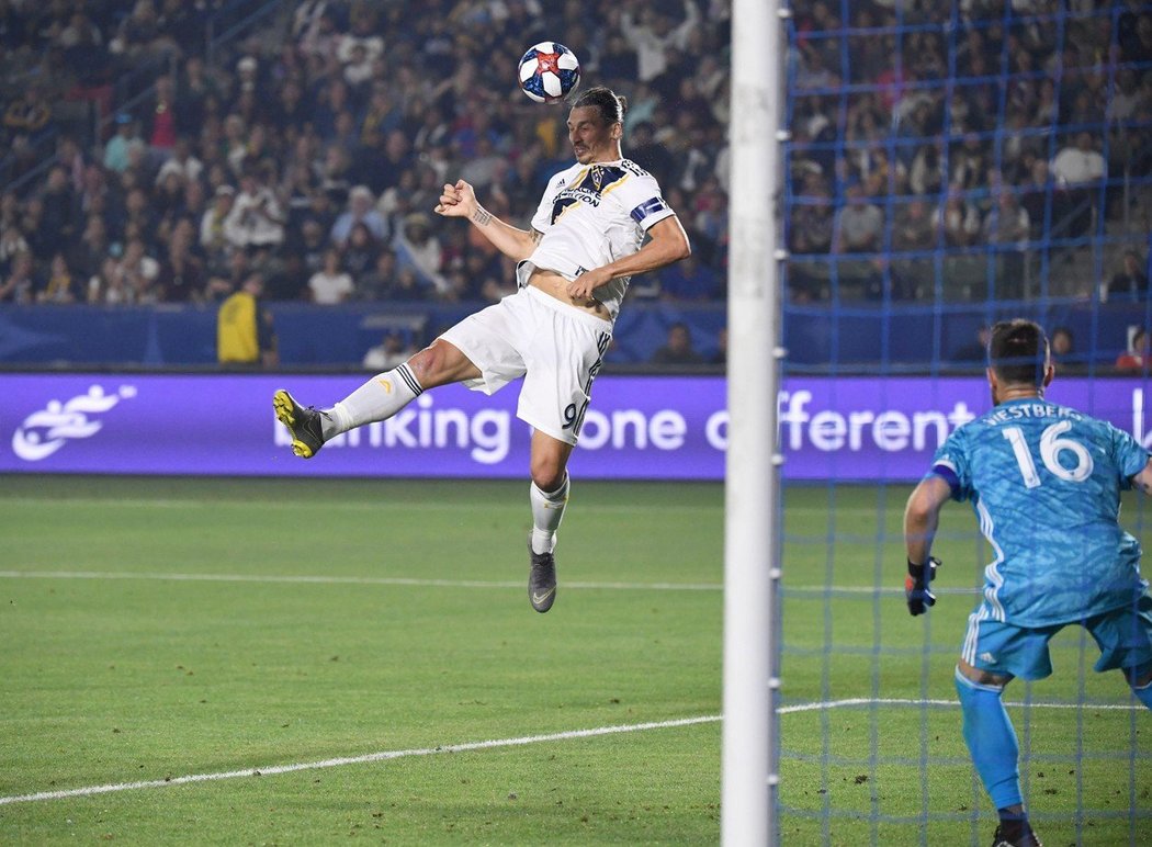 Nyní už bývalá hvězda MLS a Los Angeles Galaxy Zlatan Ibrahimovic