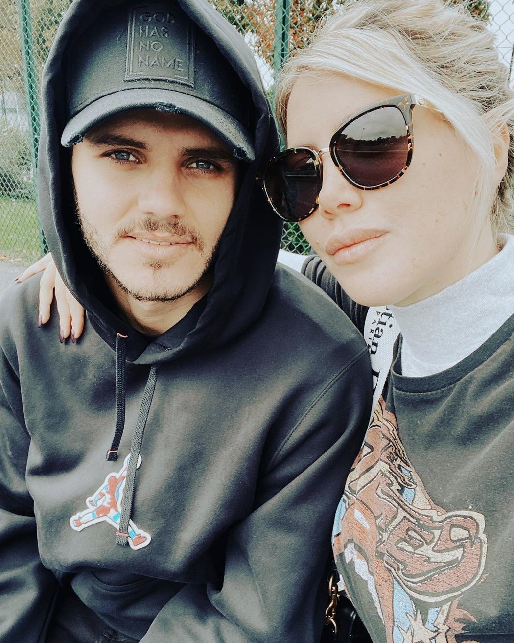 Fotbalista Icardi se sice k Wandě vrátil, ovšem slavná modelka se rozhodla dát jejich vztah do rukou sledujících na sociální síti