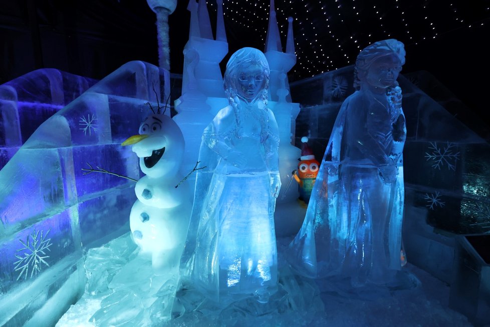V Riegrových sadech je k vidění výstava ledových soch na motivy oblíbených animovaných pohádek