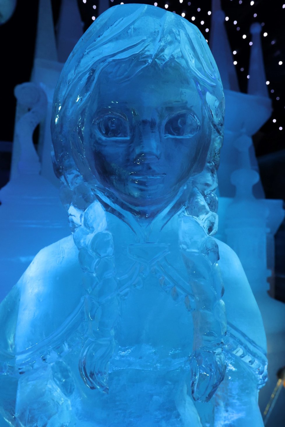 V Riegrových sadech je k vidění výstava ledových soch na motivy oblíbených animovaných pohádek