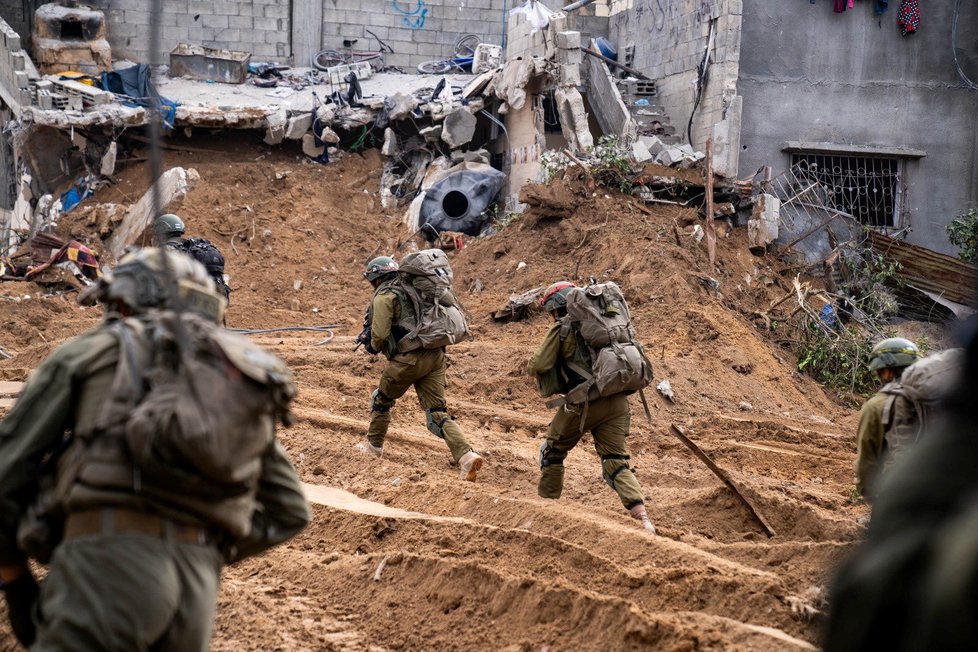 Izraelští vojáci v Pásmu Gazy (31. 12. 2023)
