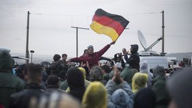 „Zaznamenali jsme nárůst ilegální migrace přes Českou republiku,“ řekl Herrmann. Děje se tak přesto, že se podle něj spolupráce s českou policií v posledních deseti letech zlepšila. (ilustrační foto)