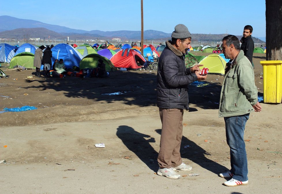 Pouliční prodej mezi uprchlíky frčí. Obzvláště, pokud jde o cigarety