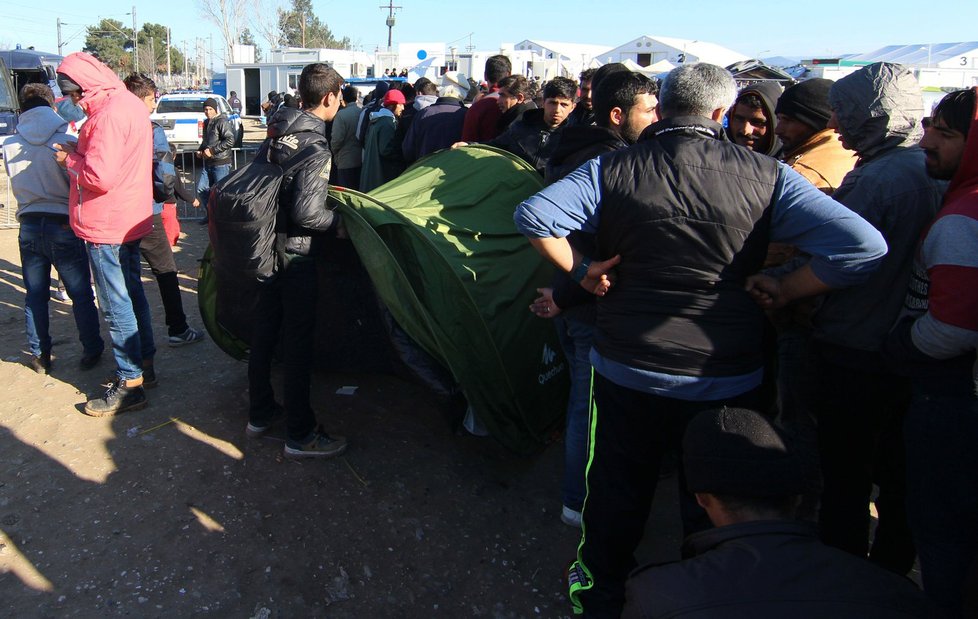 Obyvatelé tábora Idomeni