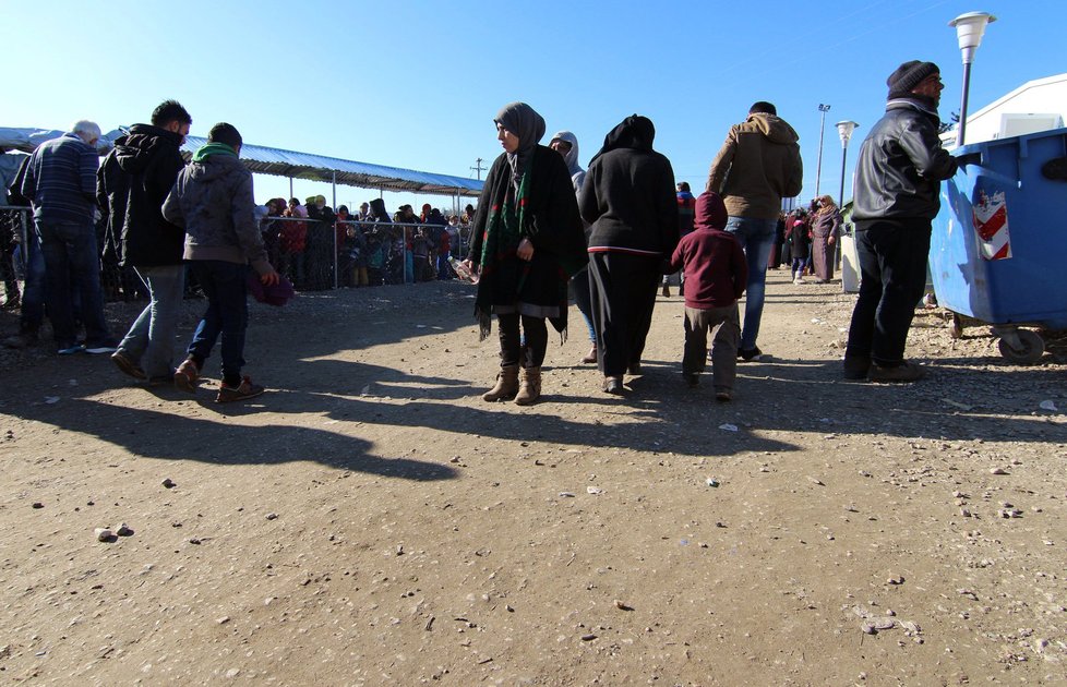 Uprchlíci v táboře Idomeni