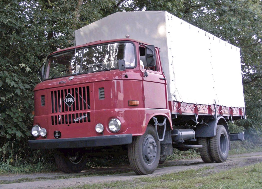 IFA W50 L/PV (1965-1960)