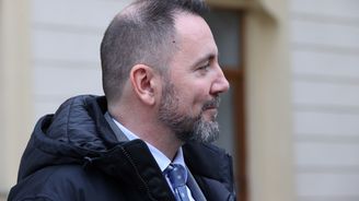 Kandidát na ministra Červený se sešel s Pavlem, jmenován bude v pondělí Kandidát na ministra Červený se sešel s Pavlem, jmenován bude v pondělí