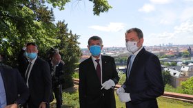 Přivítání slovenského premiéra Igora Matoviče na první oficiální návštěvě Česka. (3. 6. 2020)