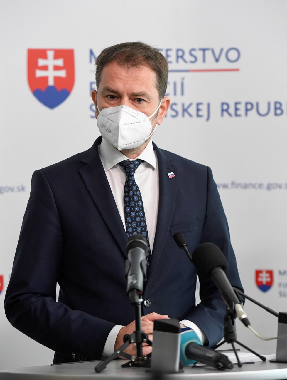 Slovenský ministr financí a expremiér Igor Matovič na tiskové konferenci (9. 4. 2021)