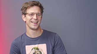 Igor Orozovič: Svlékl jsem se a nestydím se za to. Bulvár zraňuje lidi kolem spíš než nás Igor Orozovič: Svlékl jsem se a nestydím se za to. Bulvár zraňuje lidi kolem spíš než nás