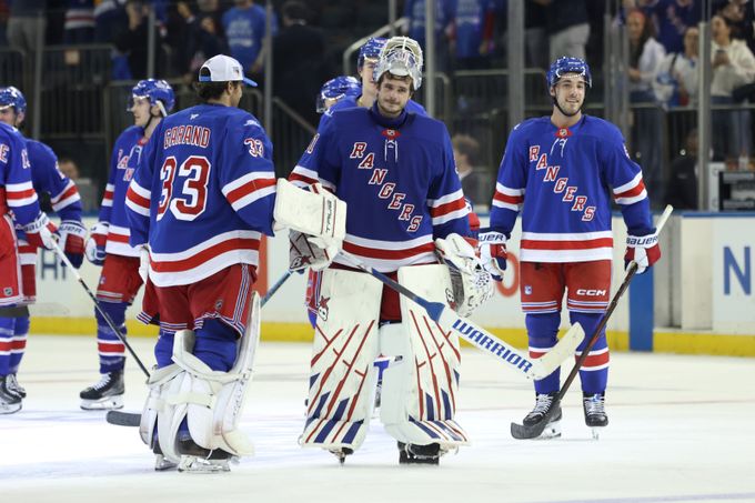 Návrat z důchodu nebo šance pro Mrázka? Rangers zatím řeší kalamitu z vlastních zdrojů Návrat z důchodu nebo šance pro Mrázka? Rangers zatím řeší kalamitu z vlastních zdrojů