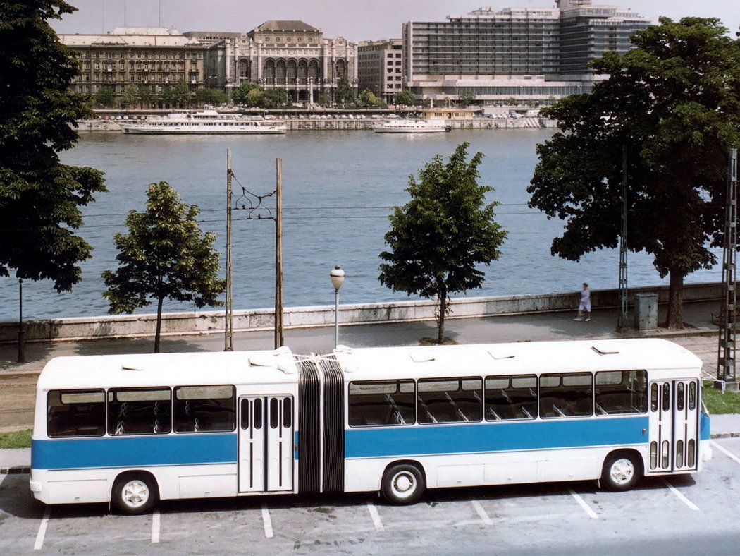 Ikarus 280 (1978)