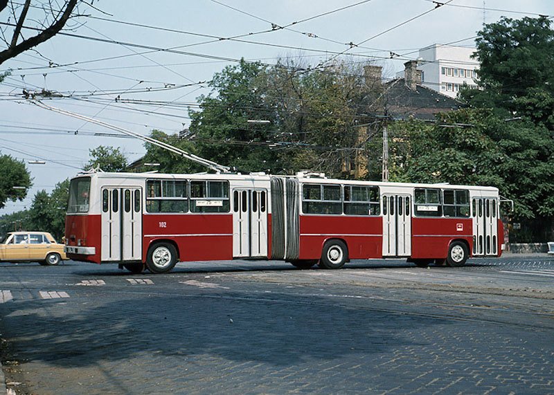 Ikarus 280T (1976)