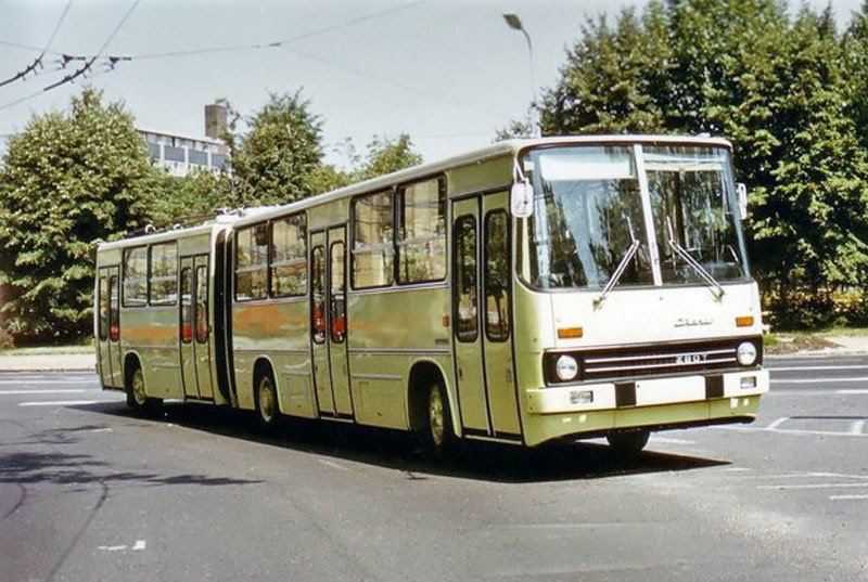 Ikarus 280T (1977)