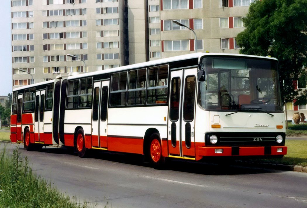 Ikarus 284 (1986)