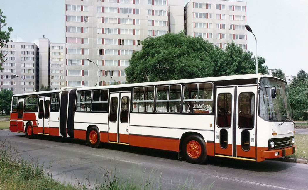 Ikarus 284 (1986)