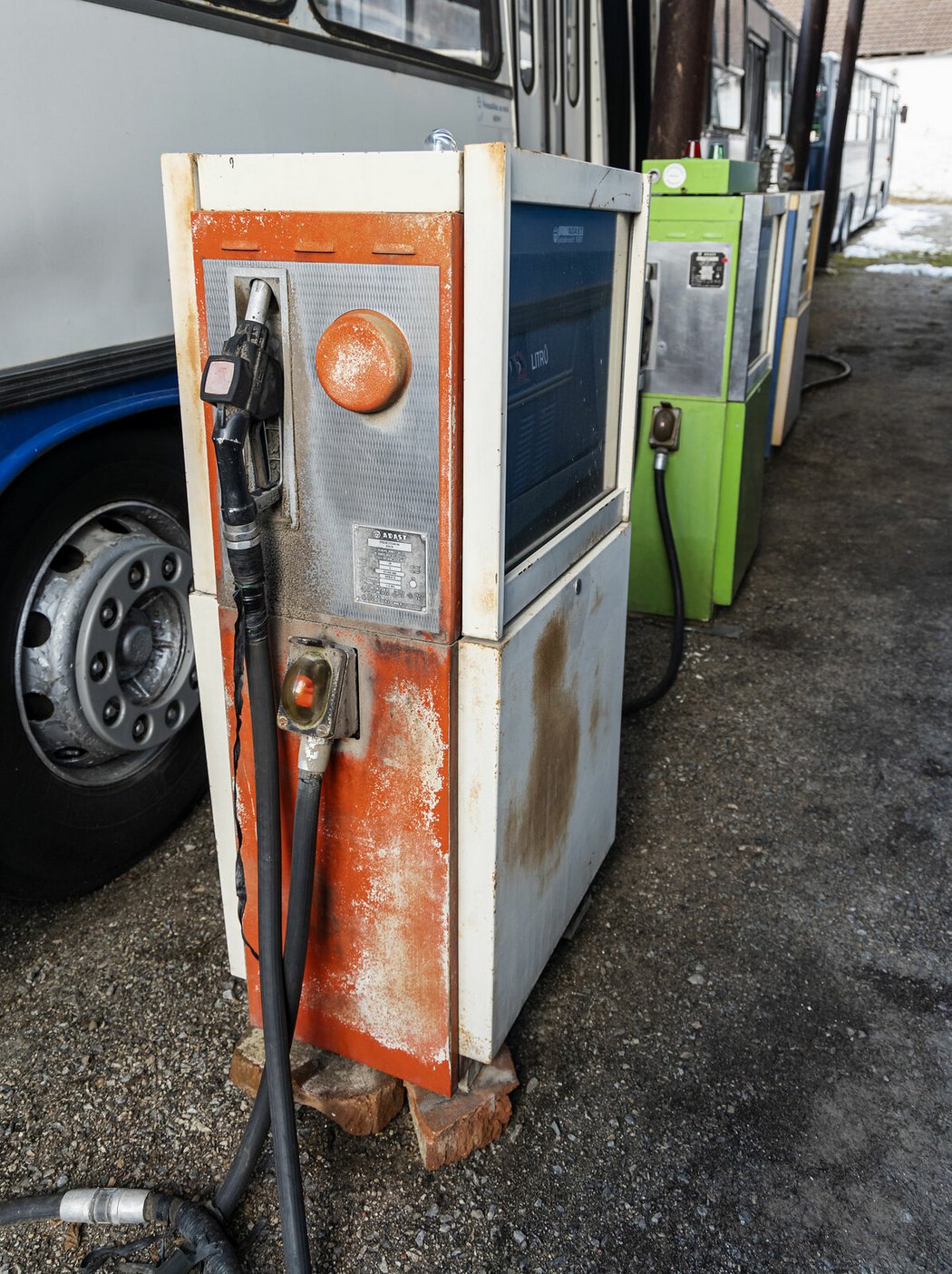 Jak se žije sběrateli autobusů Ikarus Milanovi Jirošovi