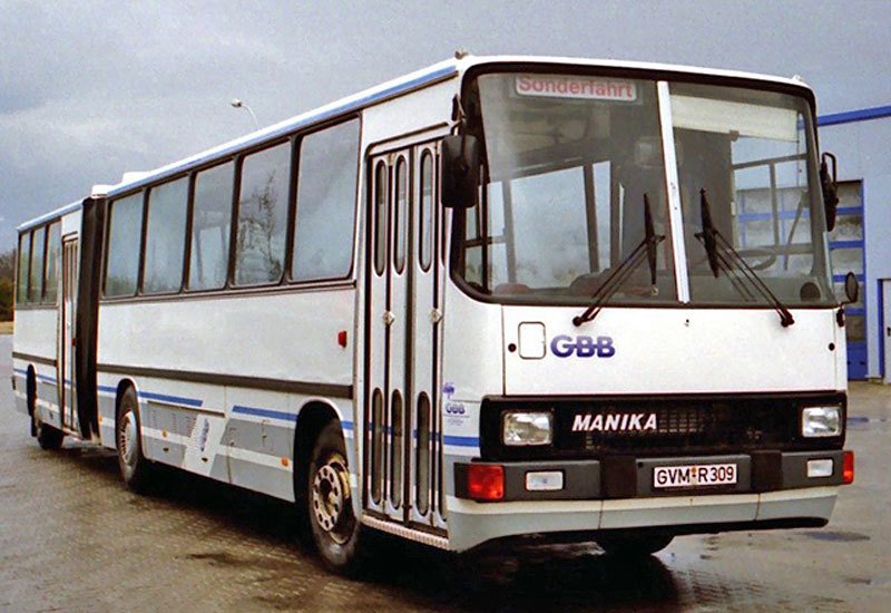 Ikarus série 200