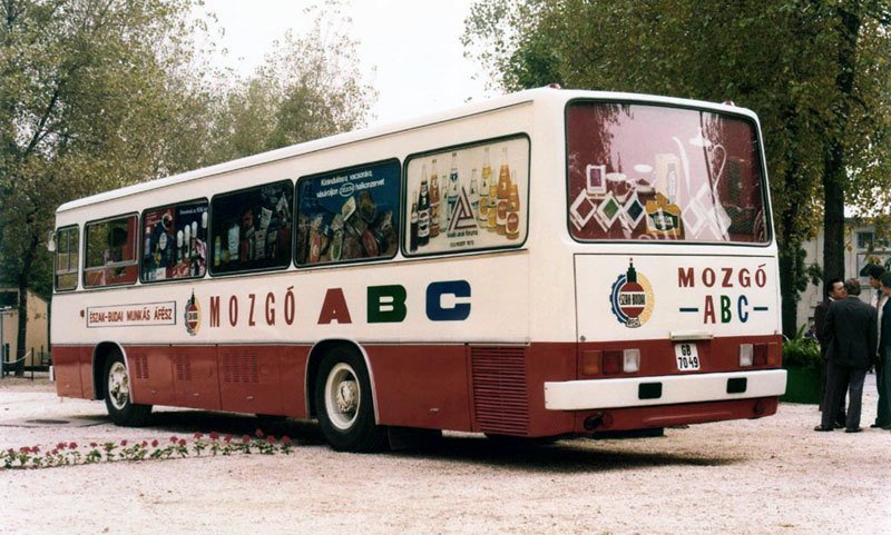 Ikarus série 200