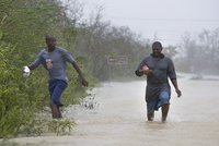 Haiti žádá svět o pomoc, Ike zasáhl i Kubu