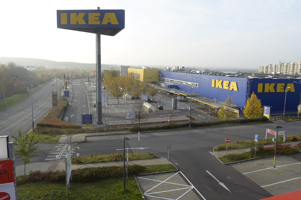 Obchodní dům IKEA na Černém Mostě