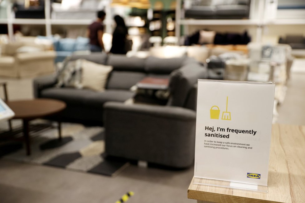 Obchody IKEA v Británii znovu otevřely po týdnech nucené pauzy (2. června 2020)